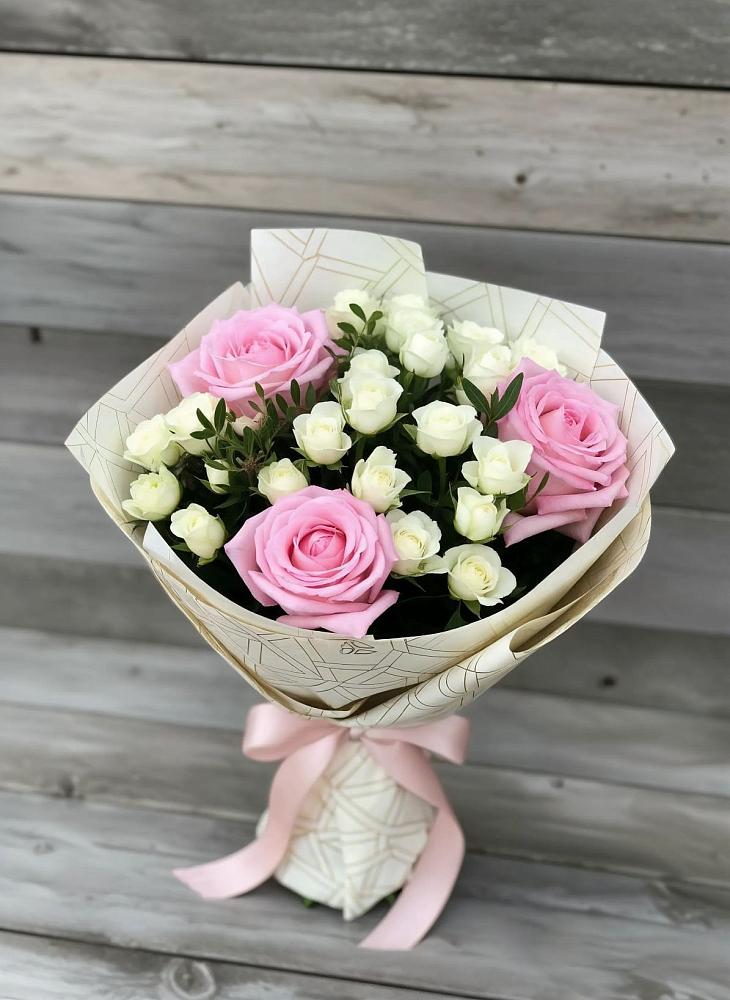 Букет цветов из: Розы в Алтайском