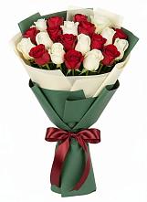 Букет Микс из красных и белых роз #REPLACE_PRED# Алтайском