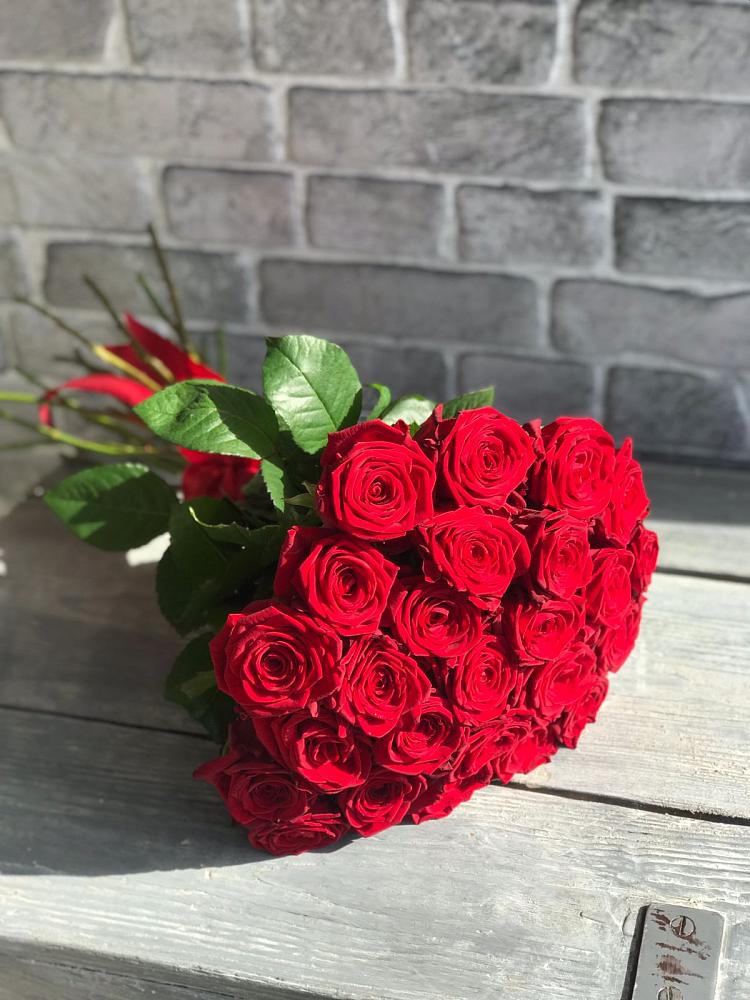 Букет Красные розы Фридом в Алтайском