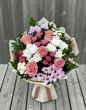 Букет цветов из:  Альстромерии, Гвоздики, Розы и Хризантемы в Алтайском