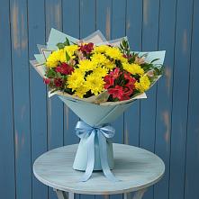 Букет цветов из:  Альстромерии и Хризантемы в Алтайском