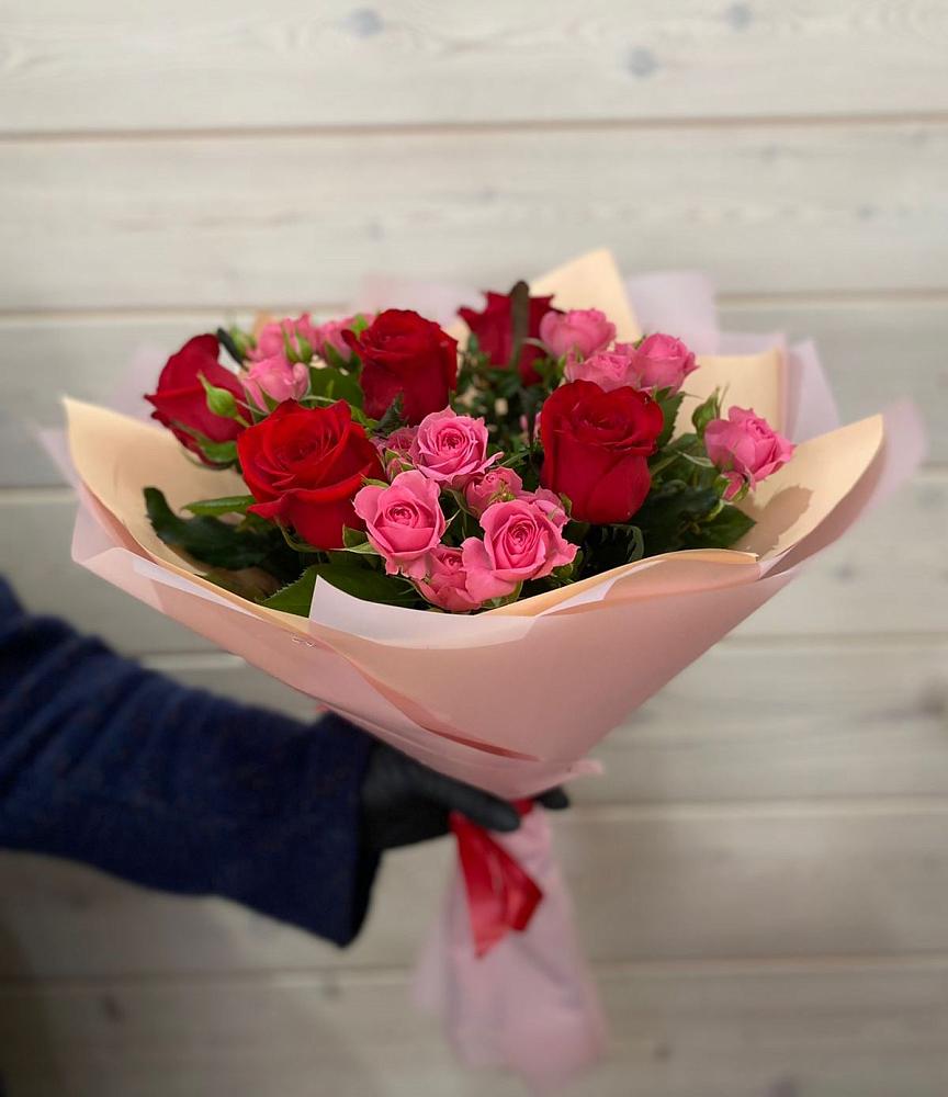 Букет цветов из: Розы в Алтайском